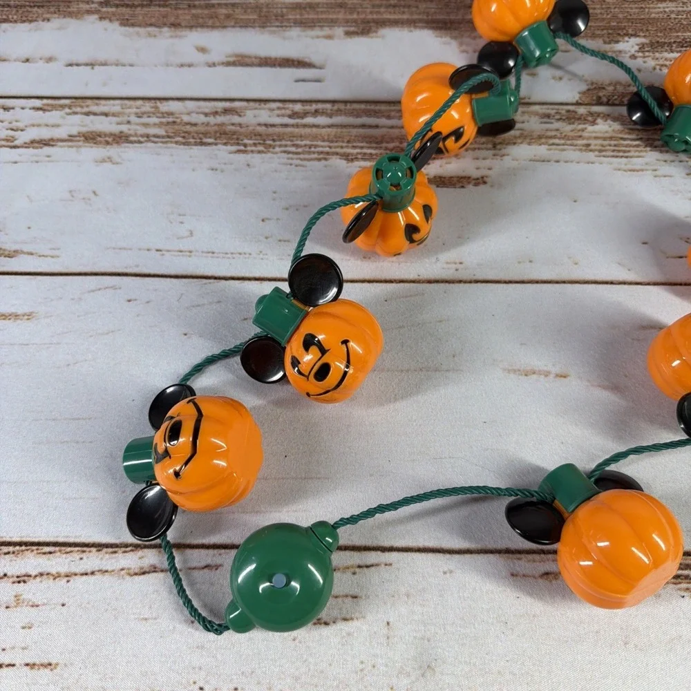 Disney Parks Mickey Mouse Pumpkin Halloween Lights Used Needs Batteries - Picture 3 of 4